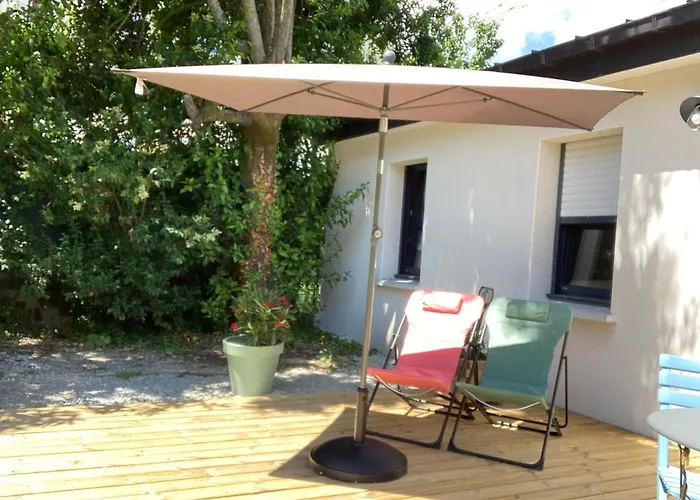 Petite Maison Ensoleillee A 10 Minutes Du Port De Vannes